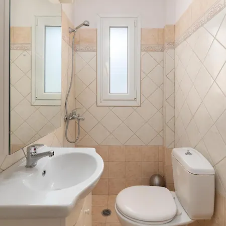 Hill & Seaview - Luxury Penthouse Apartment